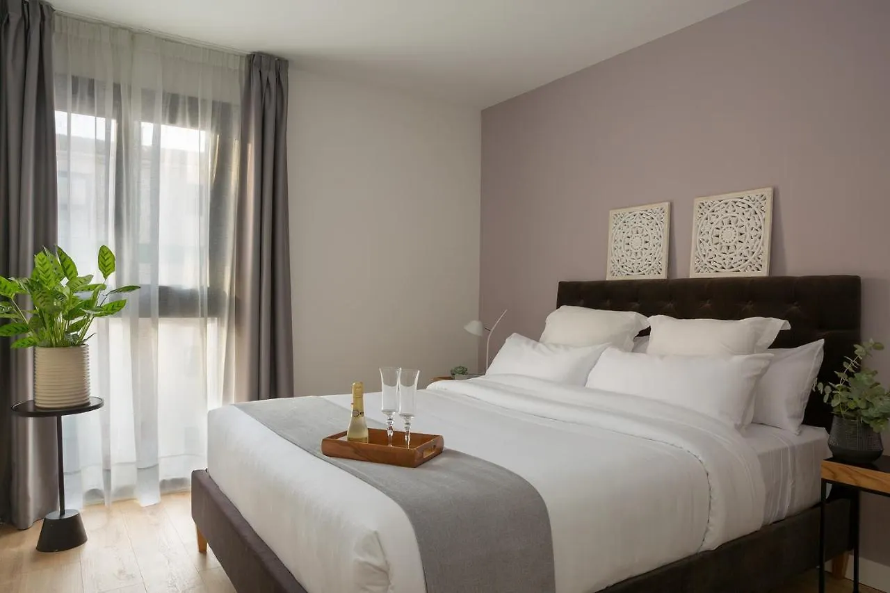 Flipco Malaga Apartment 0*,